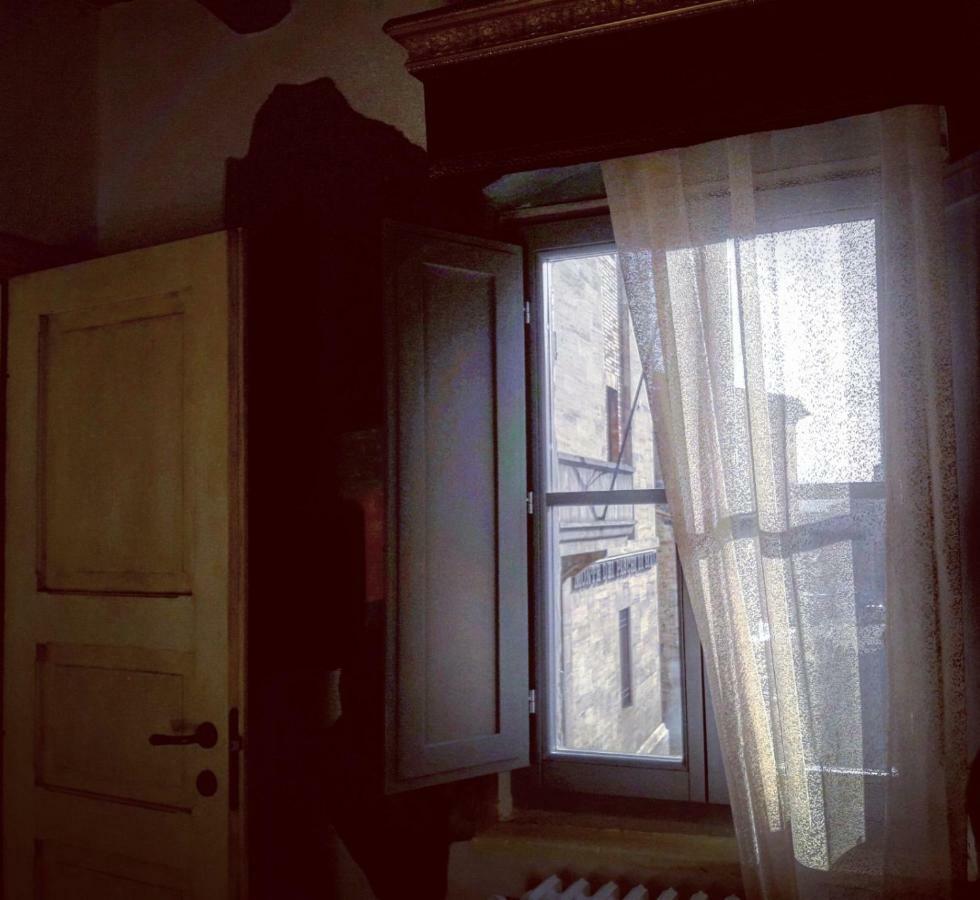 Affittacamere In Centro Γκούμπιο Εξωτερικό φωτογραφία